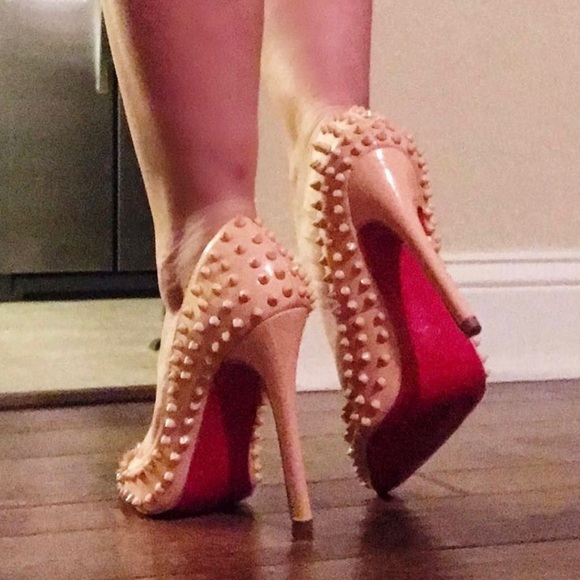 Meet your Posher, Emily - Picture 1 of 4